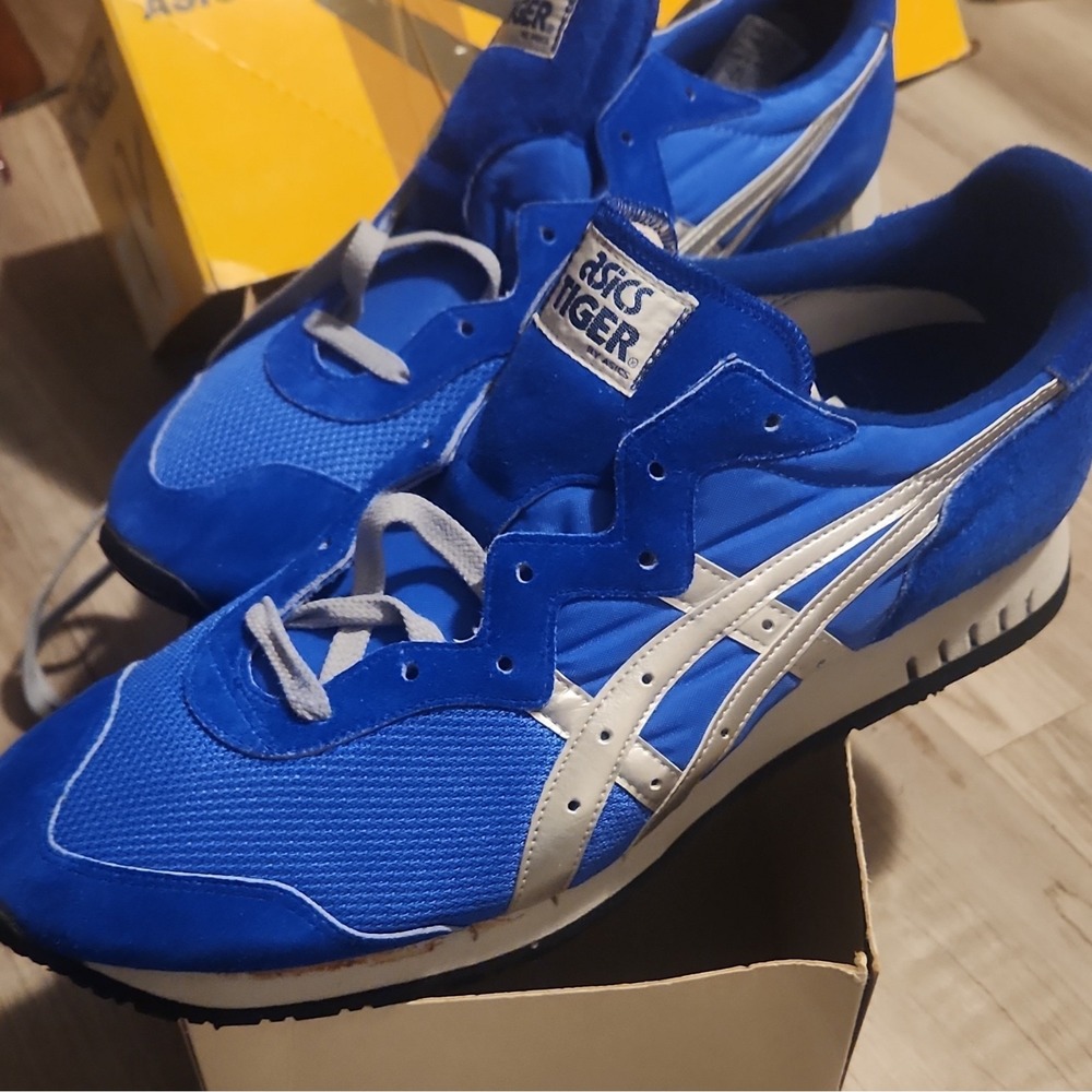 Vintage ASICS Tiger Onitsuka Tiger JAPAN Made X-Caliber-GT Low Top Blue/Silver